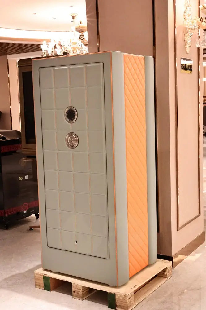 EGO Atelier – Bespoke Watch Safe